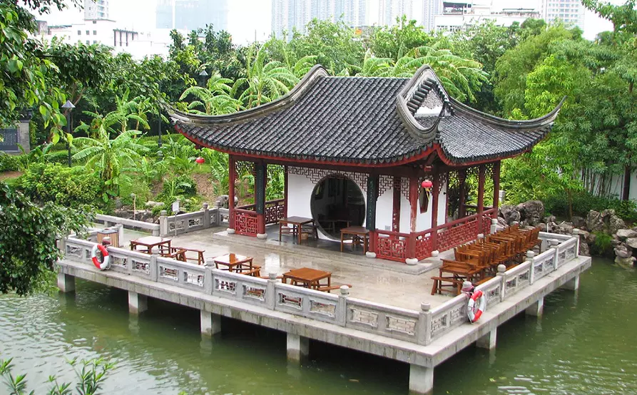 【香港本地一天遊】九龍寨城公園、活化工廈、豐膳自助餐  一天遊