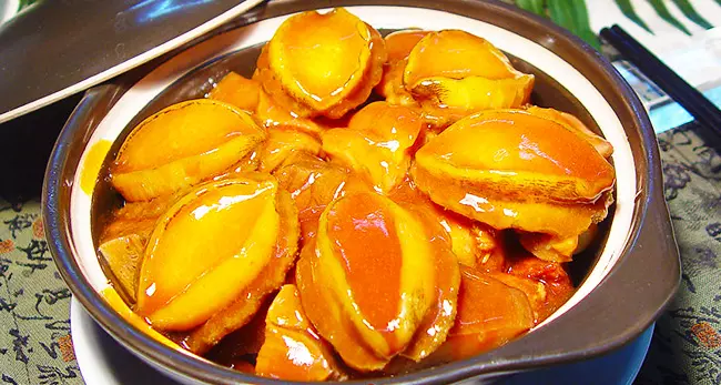 塘廈地標級鉑金 【MALACHITE曼佧特國際大酒店】奢享【環球美食自助餐】