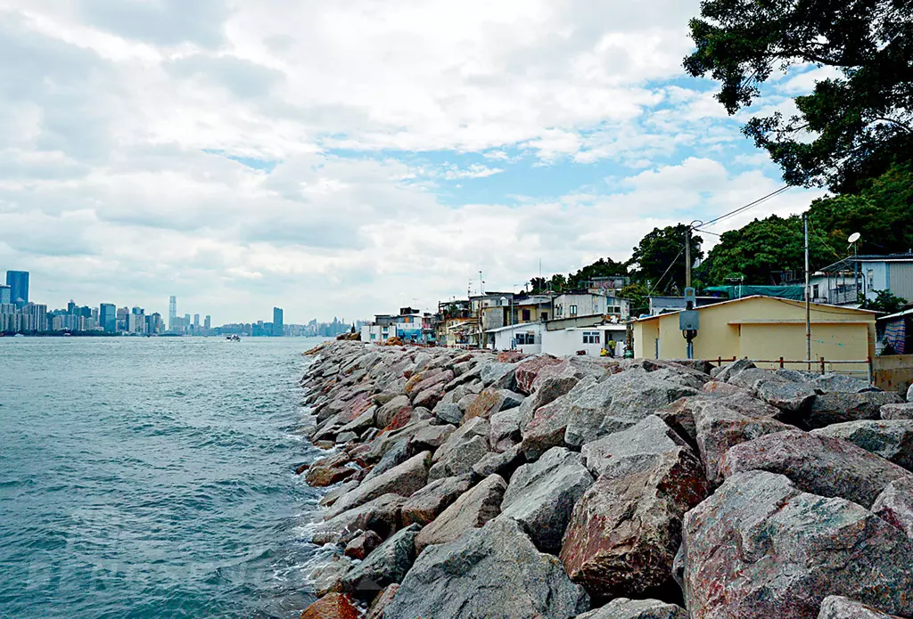 【自然風光】東龍島、東龍石刻、鯉魚門海鮮街、捷流定翼公園、啟德郵輪碼頭、海鮮餐 一天團 (小型悠閒團)