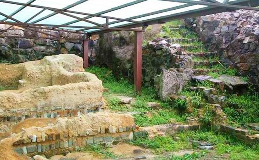 【古跡旅遊】東龍島清兵古炮台、鯉魚門海鮮餐 一天遊 (包團)