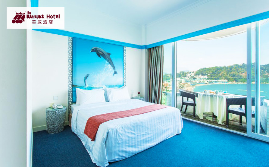 海景露台大床房<br>寬敞乾淨的大床、柔軟的枕頭，配帶私人海景露台