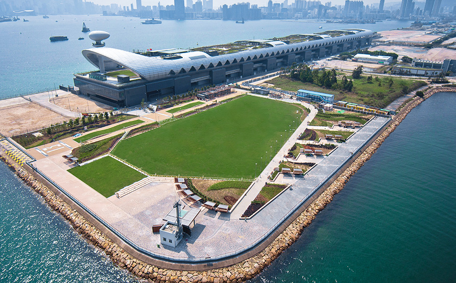  【香港本地一日遊】香港西九龍站、啟德跑道公園、活化工廈購物區、豐膳自助餐 一天遊(足50人以上成團)